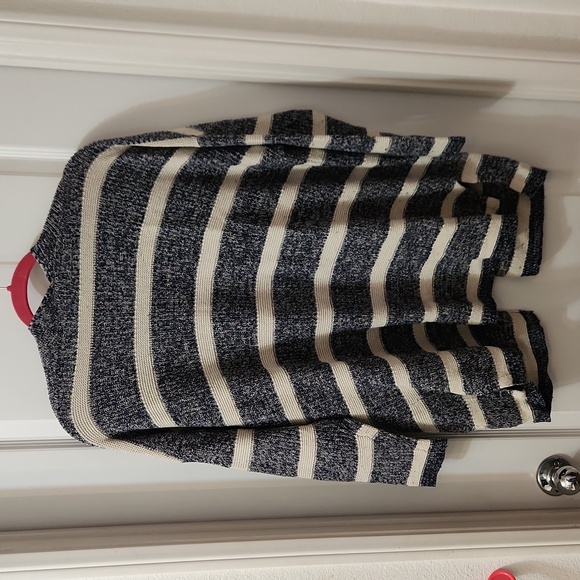 Lucky Brand sweater - Picture 4 of 5